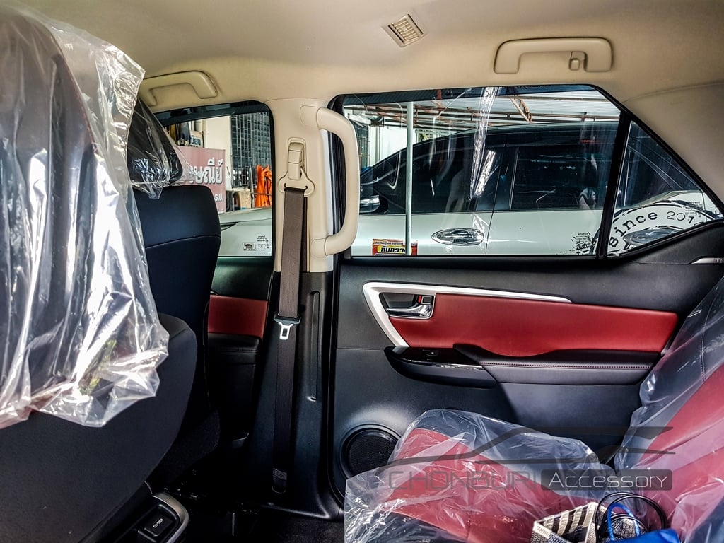 มือจับ มือโหน เสา B สีเทา โตโยต้า ฟอร์จูนเนอร์