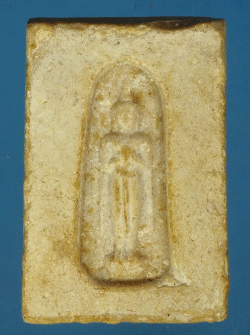 B2723 พระผงน้ำมัน รูปเหมือนไม่ทราบที่และปีสร้าง 9