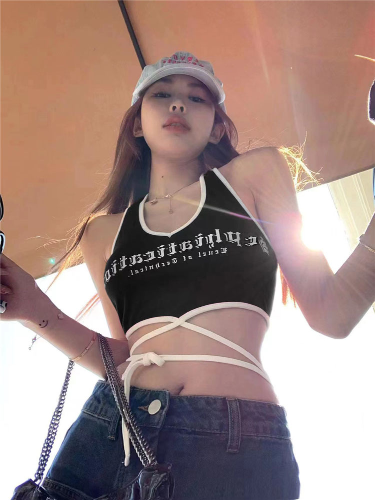เสื้อครอป กล้าม ไหมพรม เซ็กซี่ พร้อมส่ง