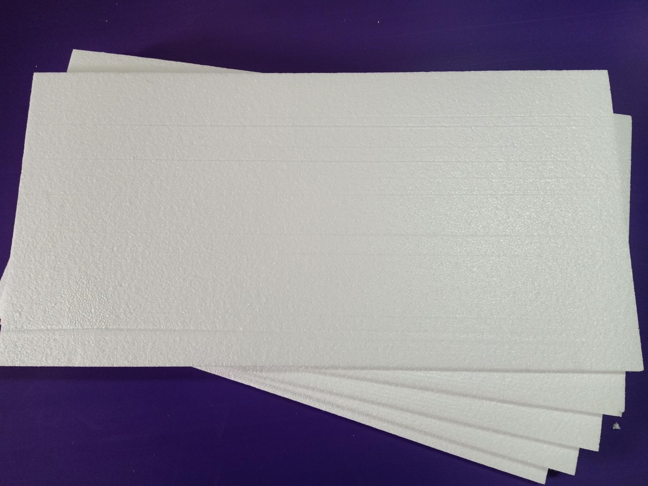 EPS FOAM,อีพีเอสโฟม 0.65 ปอนด์, โฟมแผ่นขนาด 60 x 120 cm หนา3/4" ราคา 27 บาท/แผ่น บรรจุ 10 แผ่น/ห่อ