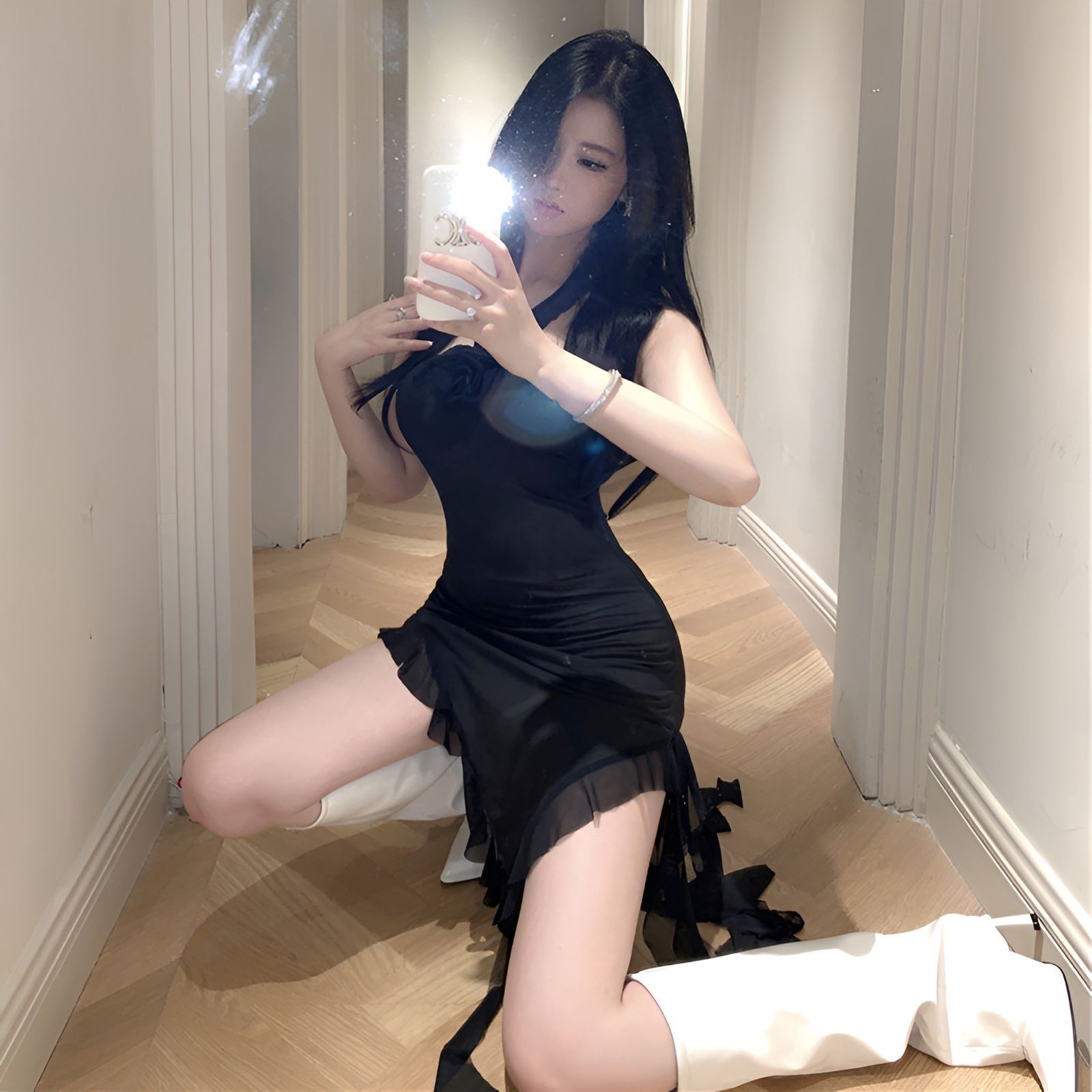 เดรสเกาะอก ช่อกุหลาบ คอนเสิร์ต รหัส EDM2549