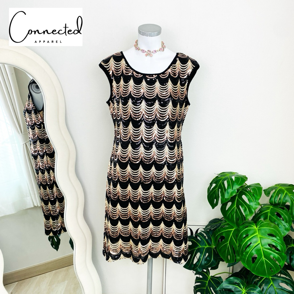 ไซด์ L-XL แบรนด์ connected แท้ 100%🌸เดรส ลายหลุยด์ งานเกล็ดวิบวับ ไล่เฉดสี ใส่ออกงาน ทรงเข้ารูป เดรสออกงาน ชุดปาร์ตี้