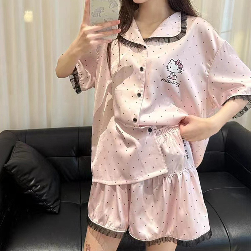 ชุดนอน แขนสั้น-ขาสั้น มีหลายแบบ พร้อมส่ง