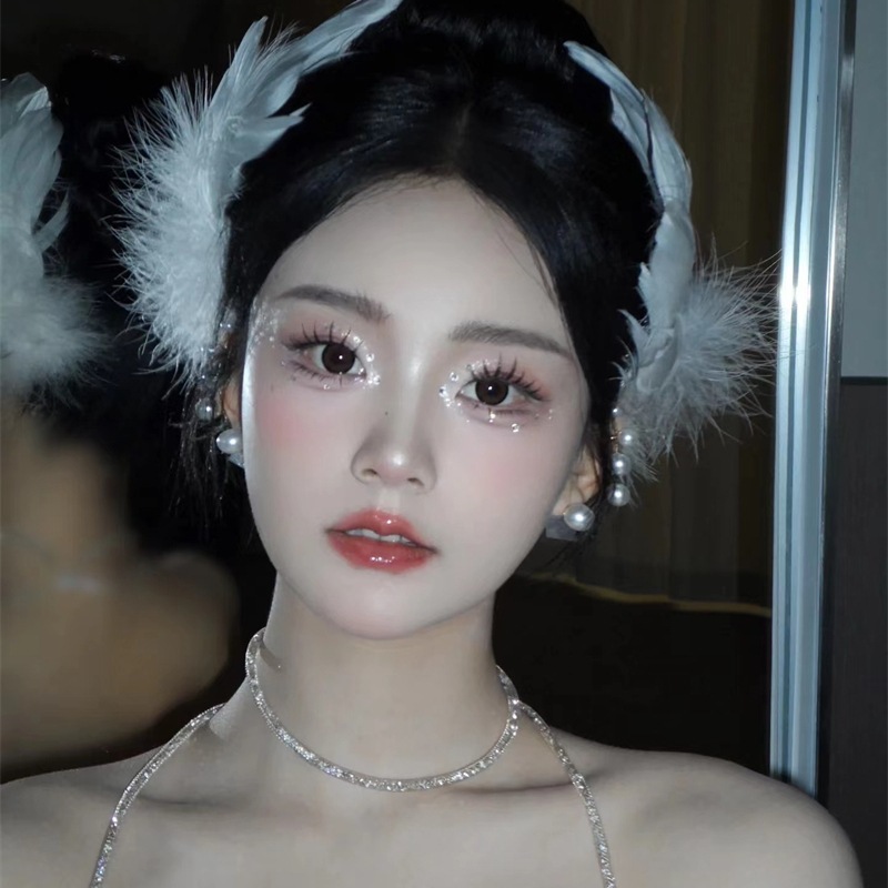 กิ๊บติดผม ขนนกสีขาว 1 คู่ GS35