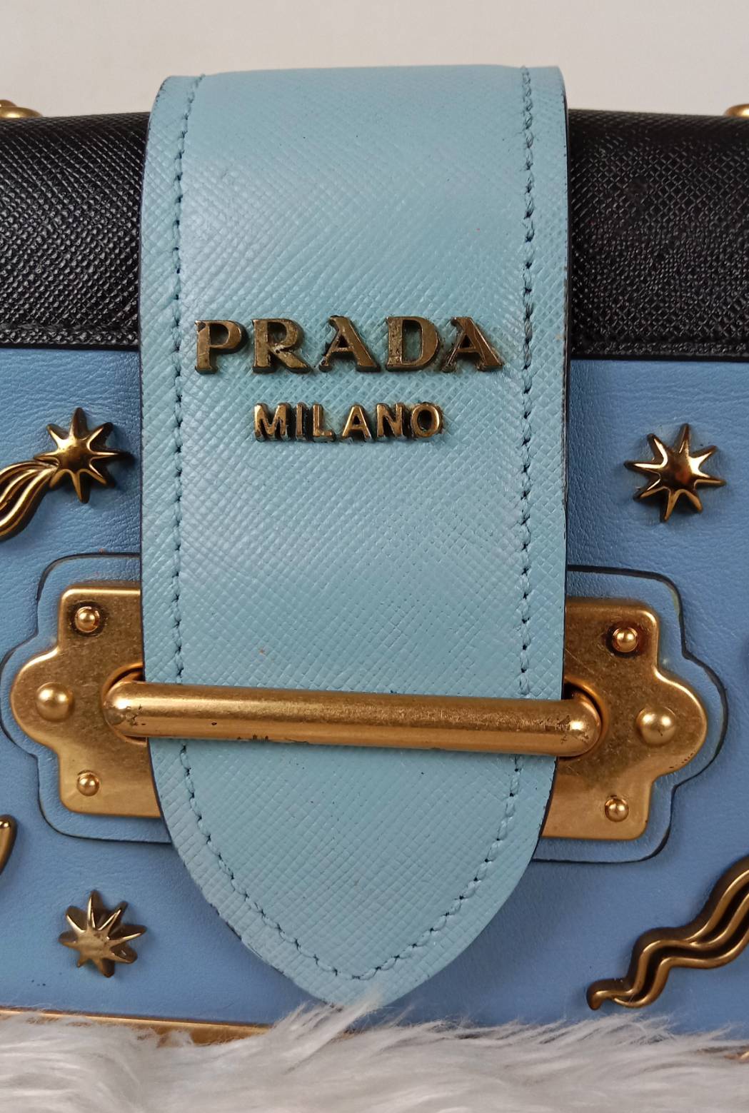 กระเป๋า PRADA Saffiano Shoulder Bag Saffiano leather Blue Gold Auth ar12338A Golden