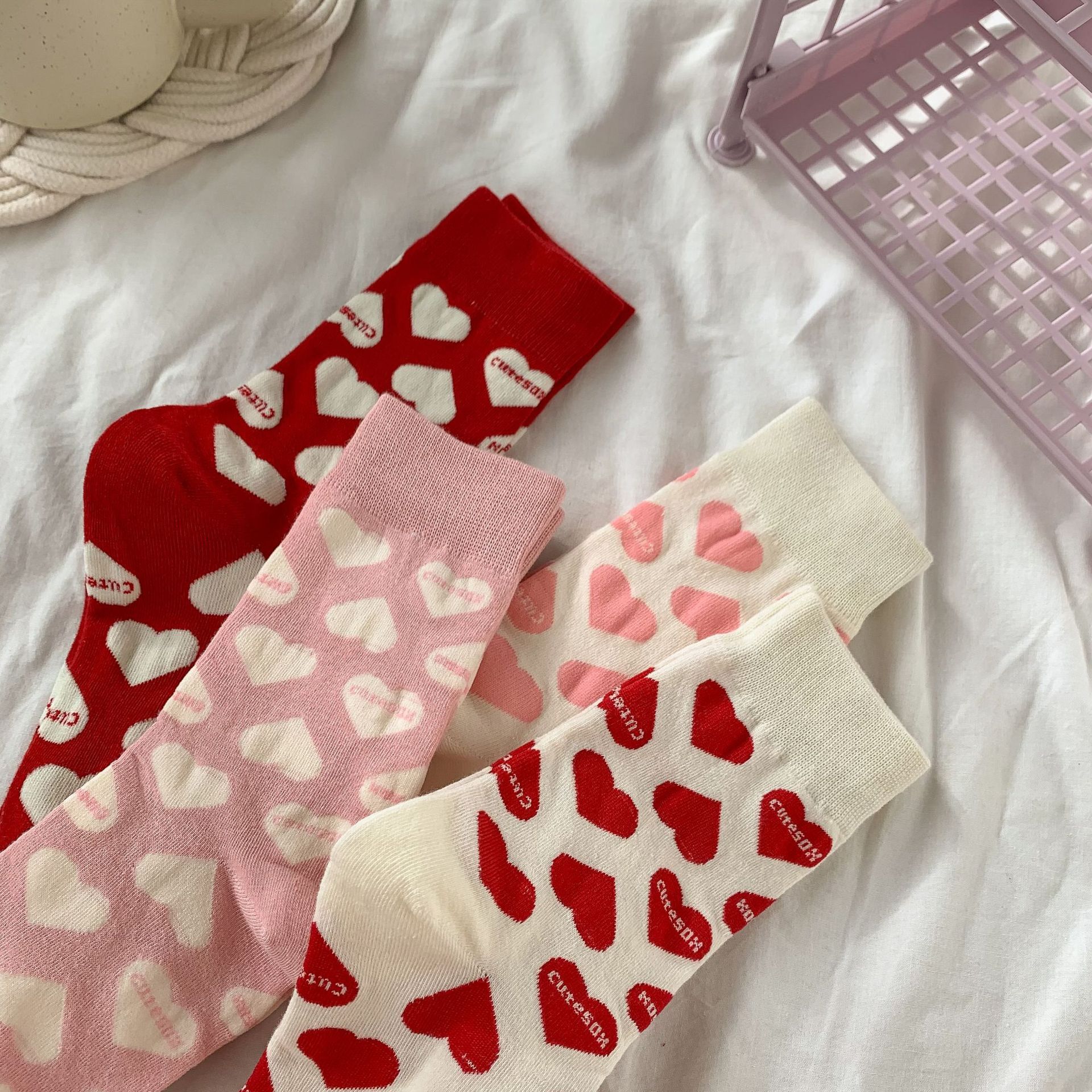 ถุงเท้าสไตล์เกาหลี ลายหัวใจ ผ้านิ่ม