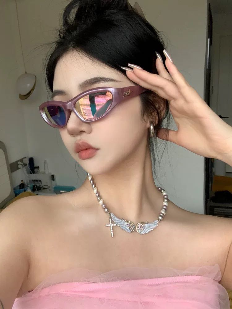 แว่นตา กันแดด ขอบชมพูมุก พร้อมส่งในไทย