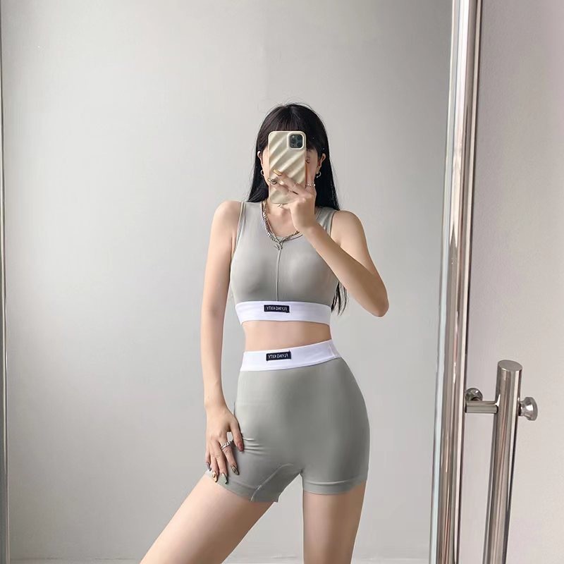 ชุดเซทสปอร์ตบรา ชุดออกกำลังกาย ชุดโยคะ เสื้อ+กางเกง เซท 2 ชิ้น (รหัส SP045/SP046)