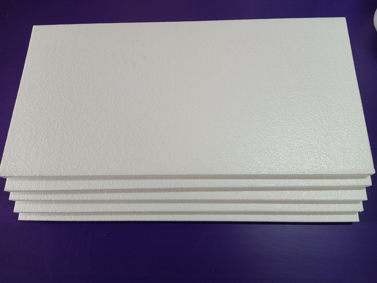 EPS FOAM,อีพีเอสโฟม 0.65 ปอนด์,โฟมแผ่นขนาด 60 x 120 cm หนา 1" ราคา 36 บาท/แผ่น บรรจุ 10 แผ่น/ห่อ