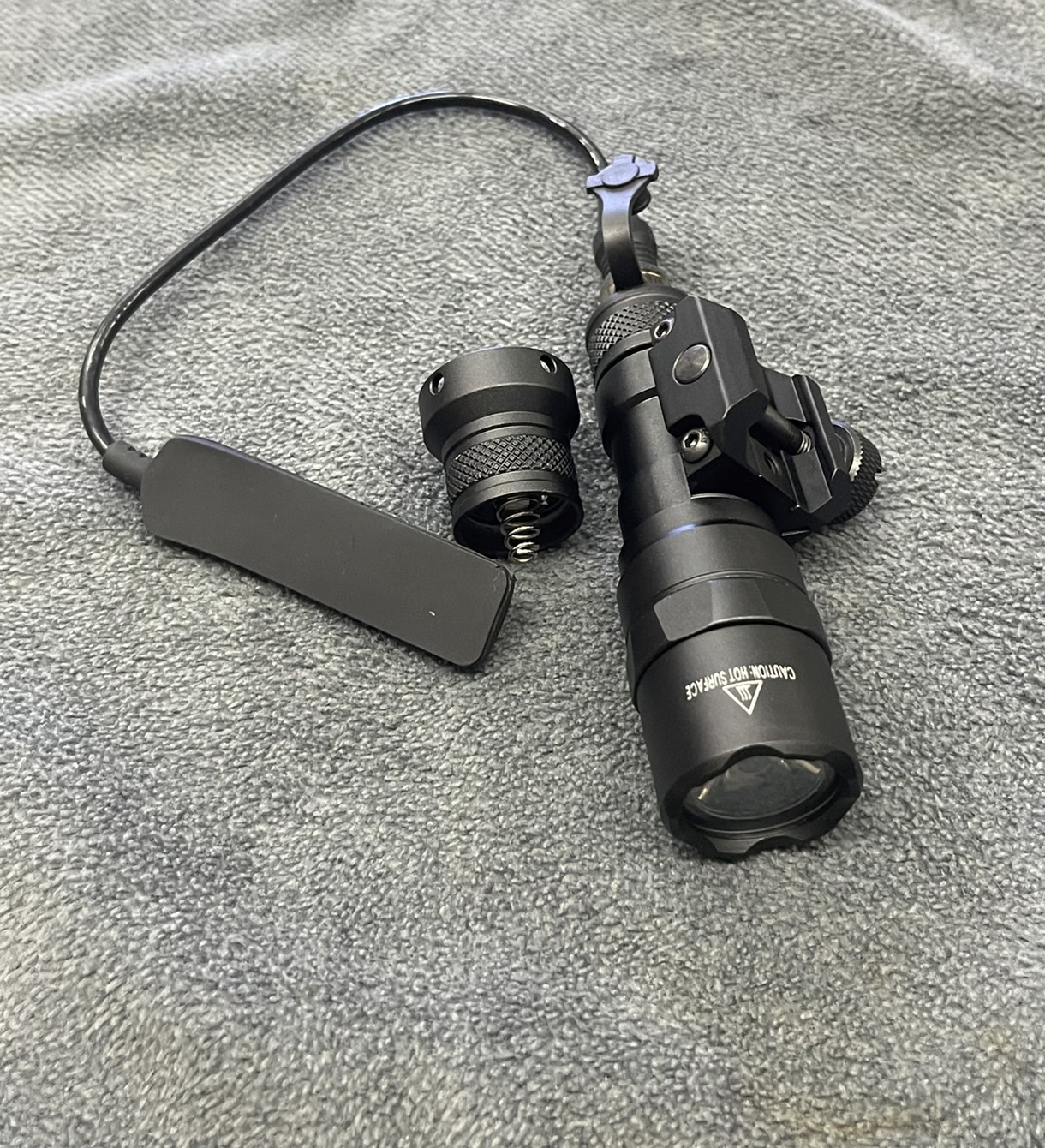 ไฟฉาย SOTAC SF M300B Scout Light