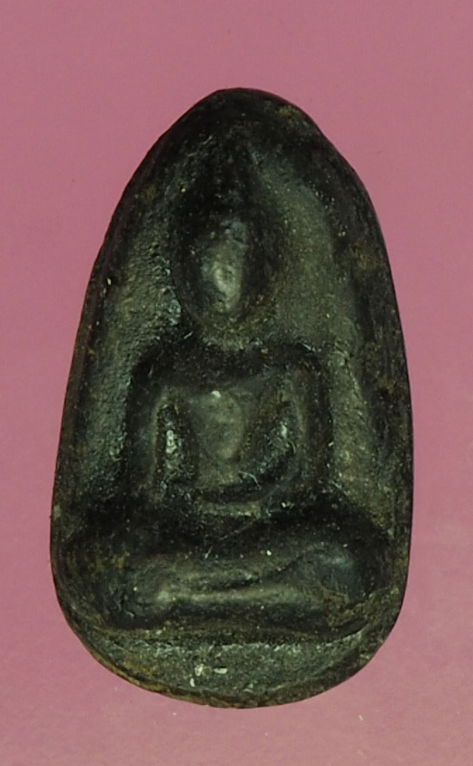 A166 พระเม็ดน้อยหน่า หลังยันต์ ไม่ทราบกรุ เนื้อดิน 13