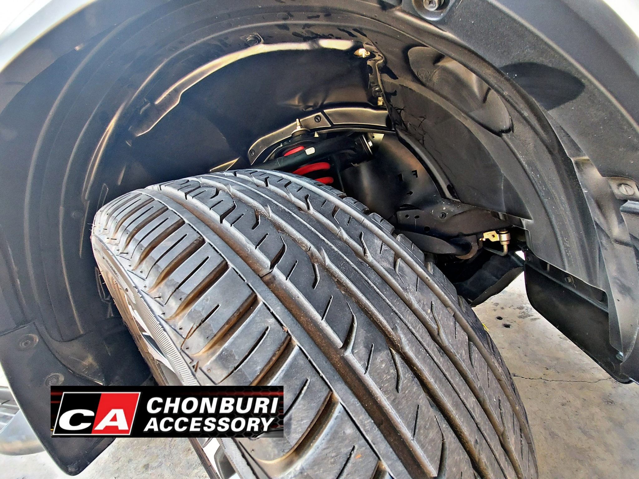 กันโคลนซุ้มล้อ แท้ศูนย์ โตโยต้า ฟอร์จูนเนอร์