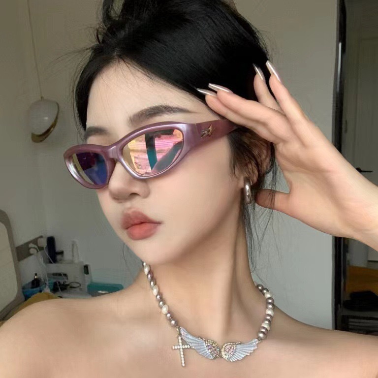 แว่นตา กันแดด ขอบชมพูมุก พร้อมส่งในไทย