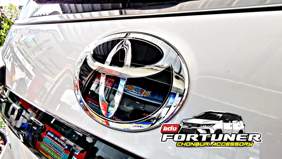 โลโก้แก้วสำหรับด้านหลัง MADE IN JAPAN โตโยต้า ฟอร์จูนเนอร์