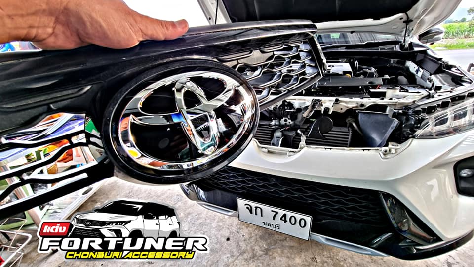 โลโก้แก้วสำหรับด้านหน้า MADE IN JAPAN โตโยต้า ฟอร์จูนเนอร์