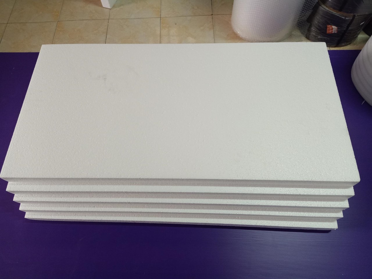 EPS FOAM,อีพีเอสโฟม 0.65 ปอนด์, โฟมแผ่นขนาด 60 x 120 cm หนา3/4" ราคา 27 บาท/แผ่น บรรจุ 10 แผ่น/ห่อ