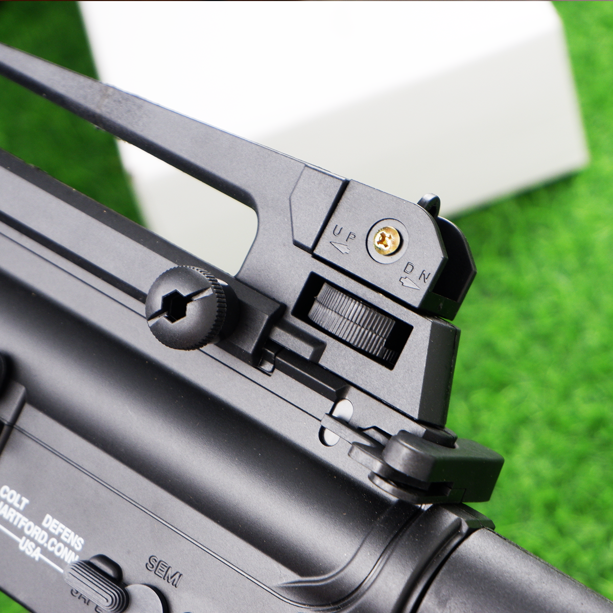 (33A1)M16A1 สีดำล้วน แรง 210FPS+ ปืนเจลไฟฟ้า ของเล่น ยิงรัวได้เท่านั้น