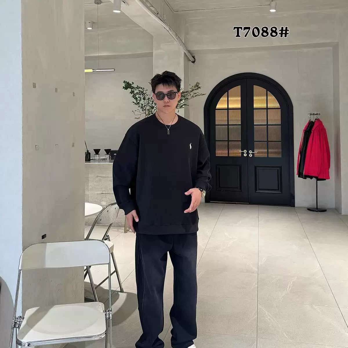 เสื้อแขนยาว คอกลม Cotton สินค้าพร้อมส่ง