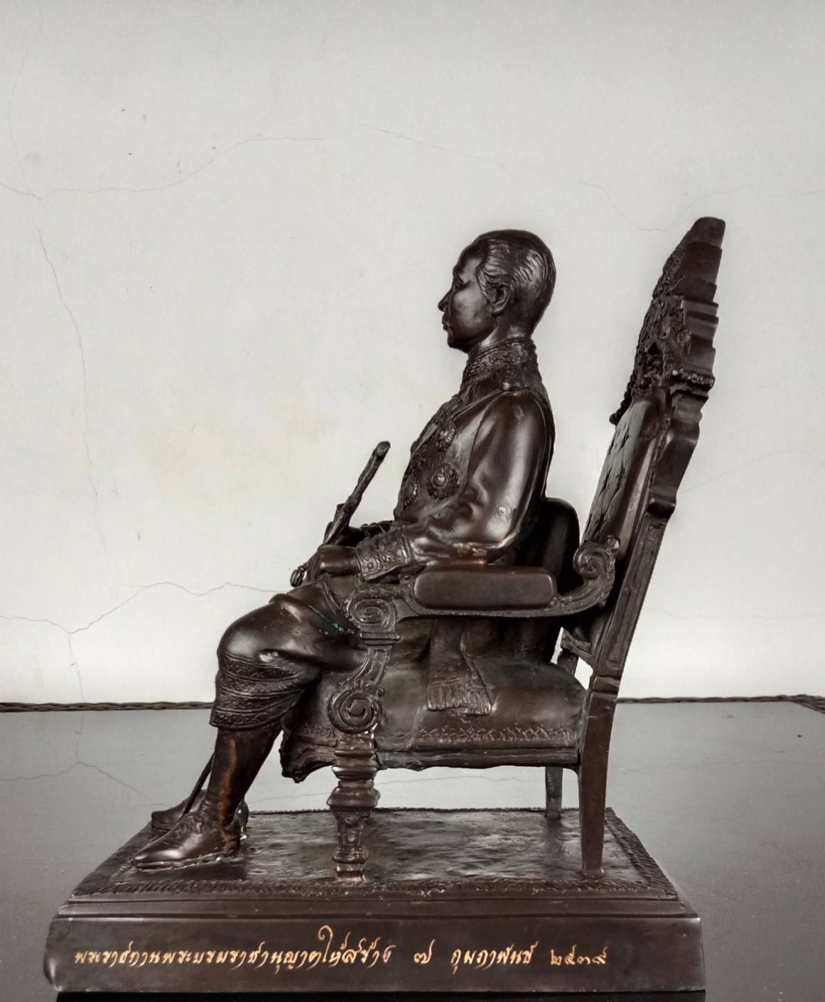 444.พระบรมรูปหล่อในหลวงรัชกาลที่5 พระบาทสมเด็จพระปรมินทรมหาจุฬาลงกรณ์ พระจุลจอมเกล้าเจ้าอยู่หัว ทรงประทับนั่งบัลลังก์