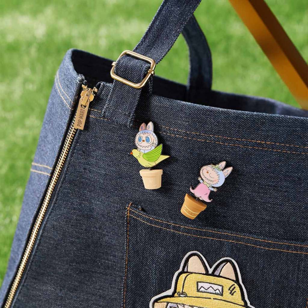 พร้อมส่ง 🔥 THE MONSTERS FALL IN WILD SERIES-Denim Apron Bag