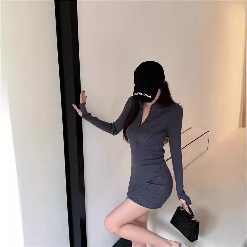 Vogue 🌟พร้อมส่ง🌟 ชุดเดรส เดรสแขนยาว ผ้าร่องนิ่มใส่สบาย CN2433