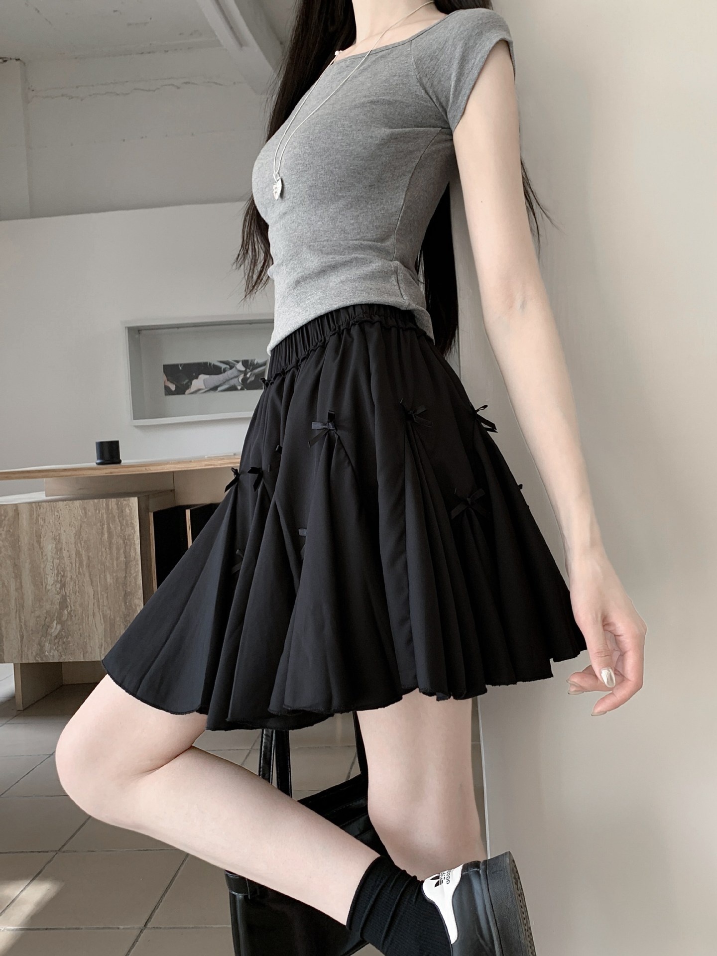 ส่งด่วนในไทย กระโปรง ซับในกางเกง แต่งระบายมินิโบว์ พร้อมส่ง JB2003