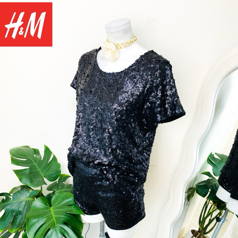 ไซด์ XL แบรนด์ H&M แท้ 100%🌸เสื้อ ทรงครอป เกล็ดแน่น พลัสไซส์ งานเกล็ดวิบวับ สีดำสนิทใส่ออกงาน ชุดออกงาน ชุดปาร์ตี้