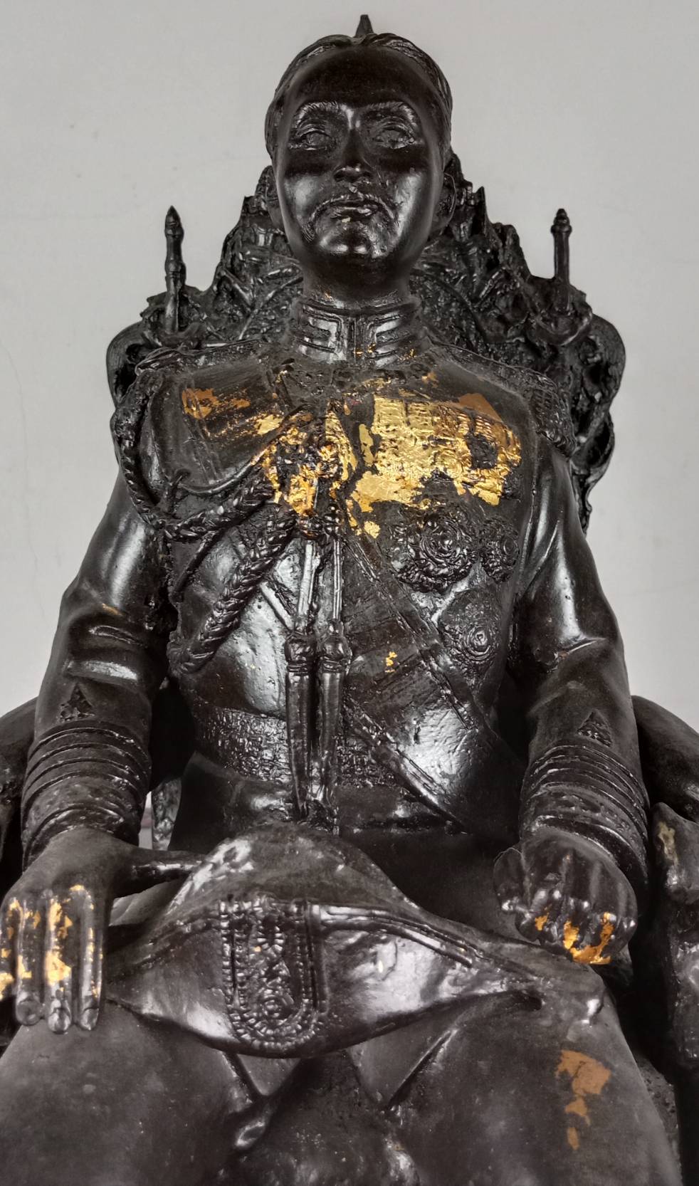 346.พระบรมรูปหล่อในหลวงรัชกาลที่5 พระบาทสมเด็จพระปรมินทรมหาจุฬาลงกรณ์ พระจุลจอมเกล้าเจ้าอยู่หัว ทรงประทับนั่งบัลลังก์