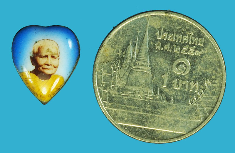 A1155 ล็อกเก็ตรูปหัวใจ ฉากฟ้า หลวงปู่แหวน สุจิณโณ วัดดอยแม่ปั่ง เชียงใหม่ 31
