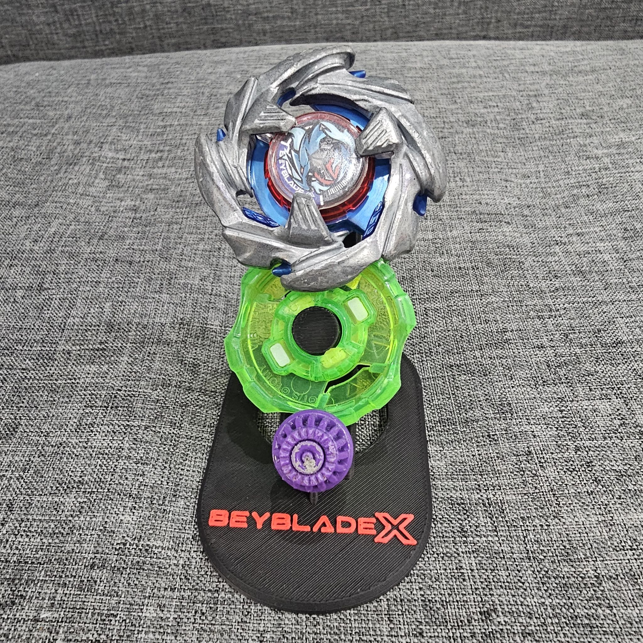 Beyblade X Display Stand ขาตั้งโชว์เบย์เบลด แบบแยกชิ้นส่วน ทำจากปริ้น 3D วัสดุ PLA แข็งแรง งานสวย