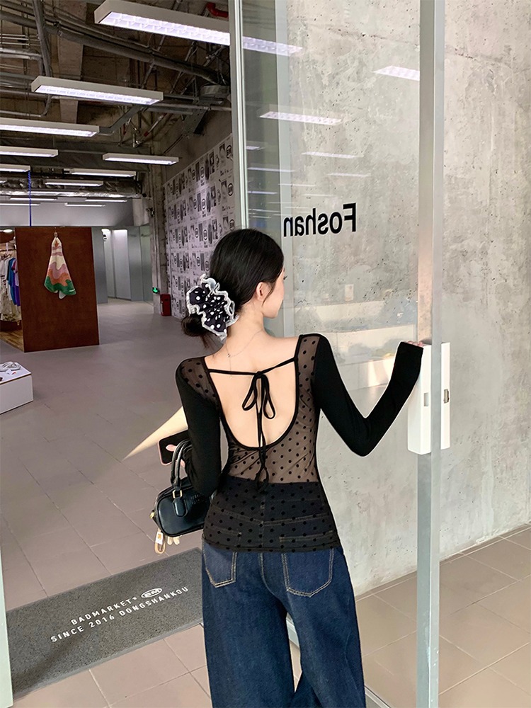 ส่งด่วนในไทย เสื้้อยืดแขนยาว ซีทรูหลัง พร้อมส่ง CN1138