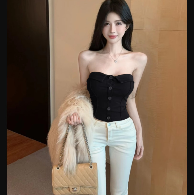 เสื้อเกาะอก แต่งกระดุมหน้า CN5526 พร้อมส่งในไทย