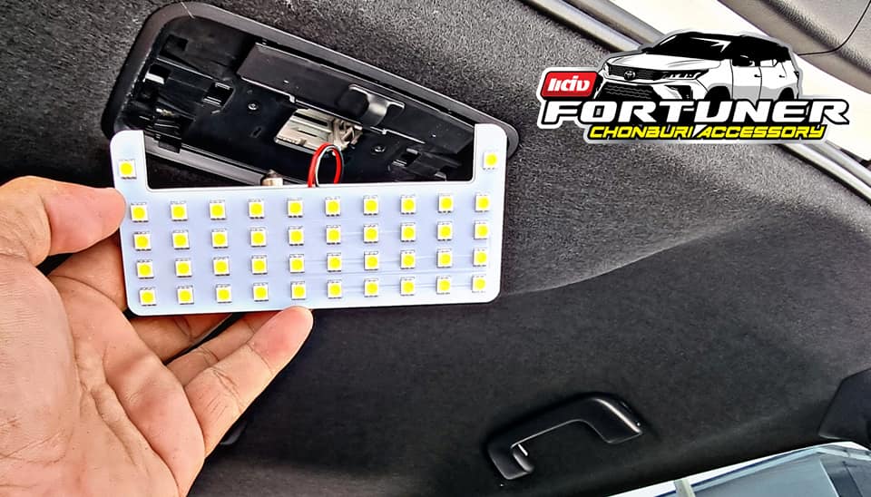 ไฟLEDเพดาน 42 ดวง เต็มโคม ส่องสว่าง ภายในรถ โตโยต้า ฟอร์จูนเนอร์