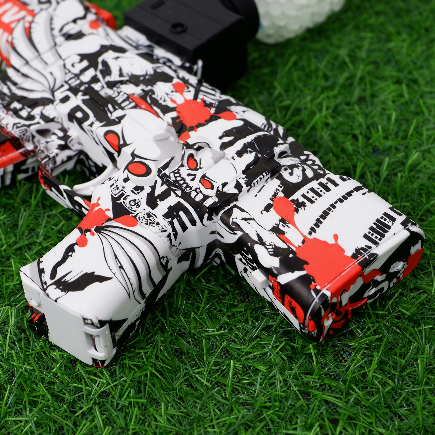 (03)AKM47 mini สีแดงลายกราฟิกตี้ ปืนเจลไฟฟ้า