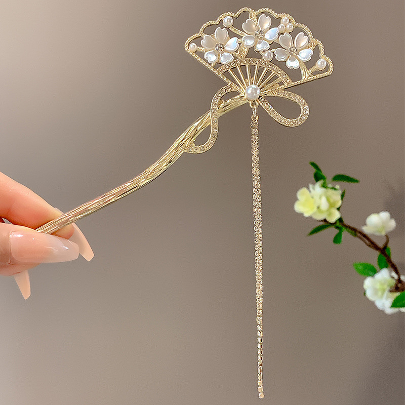 ปิ่นปักผม ด้ามทอง ประดับพู่ สไตล์จีนโบราณ เครื่องประดับ