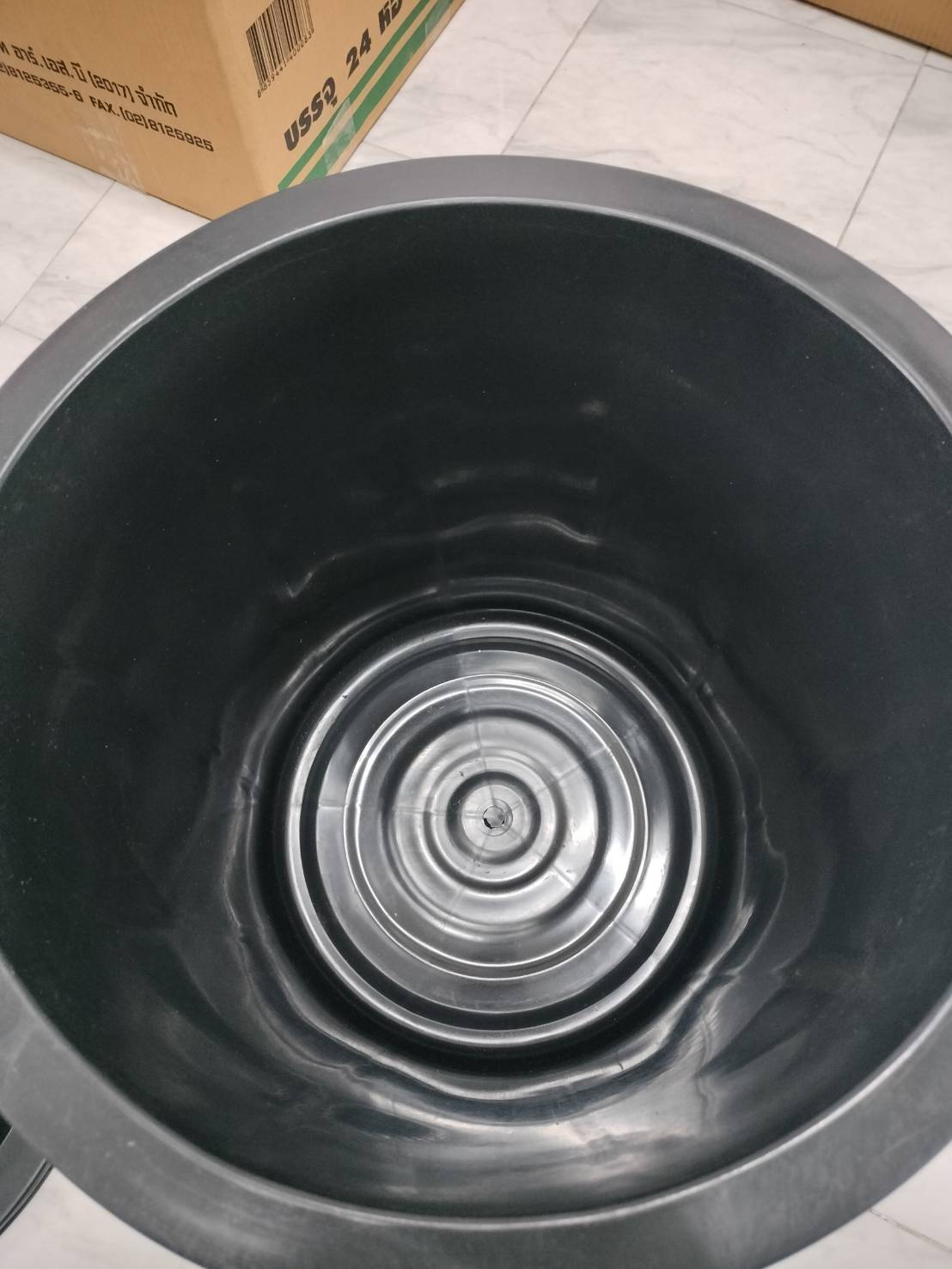 ถังขยะอินทรีย์ ถังขยะเปียกใส่เศษอาหาร ถังตัดก้น สีดำ และสีอื่นๆ พร้อมฝาปิด หูล็อคไม่ได้