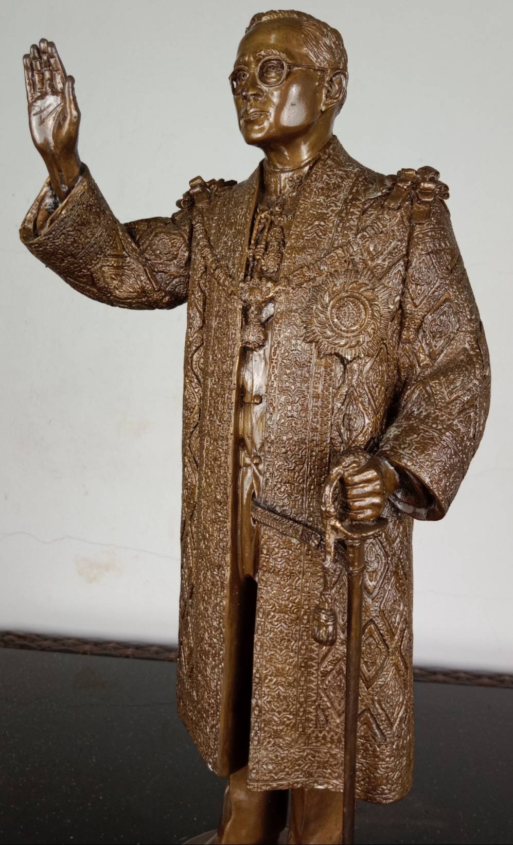 475.พระบรมรูปหล่อในหลวงรัชกาลที่9 พระบาทสมเด็จพระปรมินทรมหาภูมิพลอดุลยเดชทรงยินดี