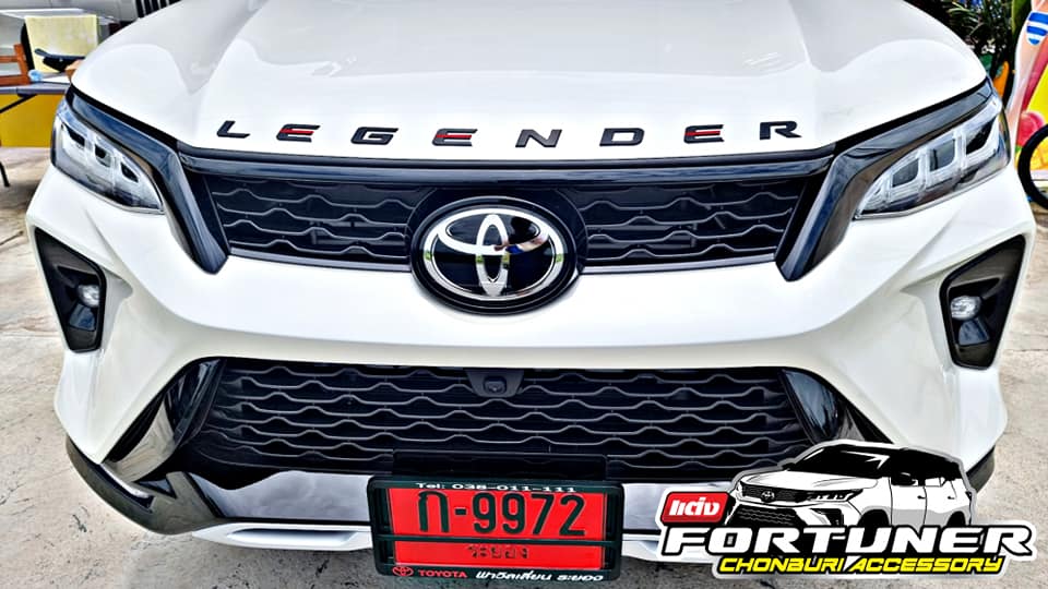 โลโก้แก้วสำหรับด้านหน้า MADE IN JAPAN โตโยต้า ฟอร์จูนเนอร์