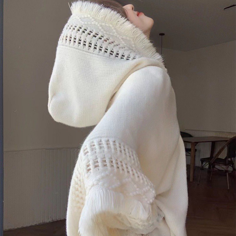 เดรสไหมพรม หมวกฮู้ด สีครีม หนานุ่ม รหัส SC59