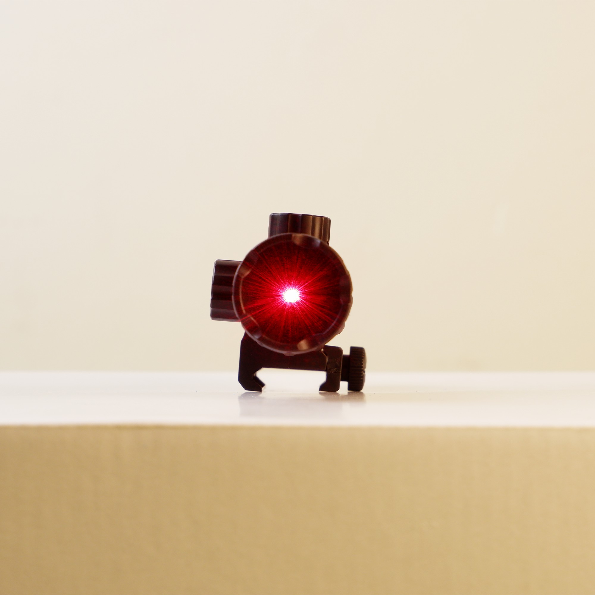 Laser ติดปลายปืน สำหรับปืนเจล ขนาดราง 20 mm (LSB)