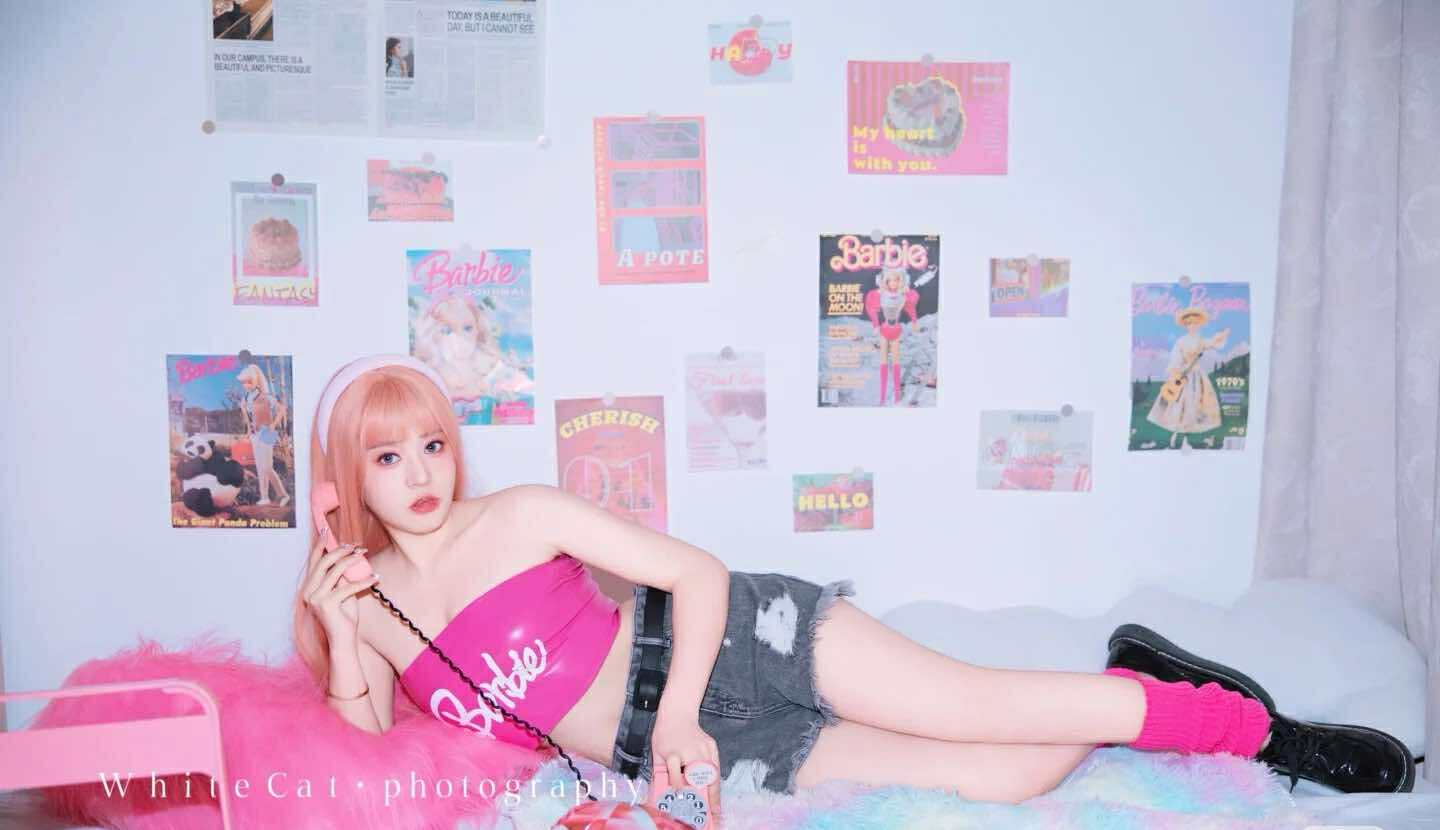 เสื้อครอป เกาะอก บาร์บี้ ชมพู CN5231 พร้อมส่ง