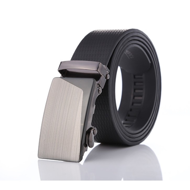 เข็มขัดผู้ชาย หนังPU หัวเข็มขัดอัตโนมัติ แฟชั่นคลาสสิกสีดำ