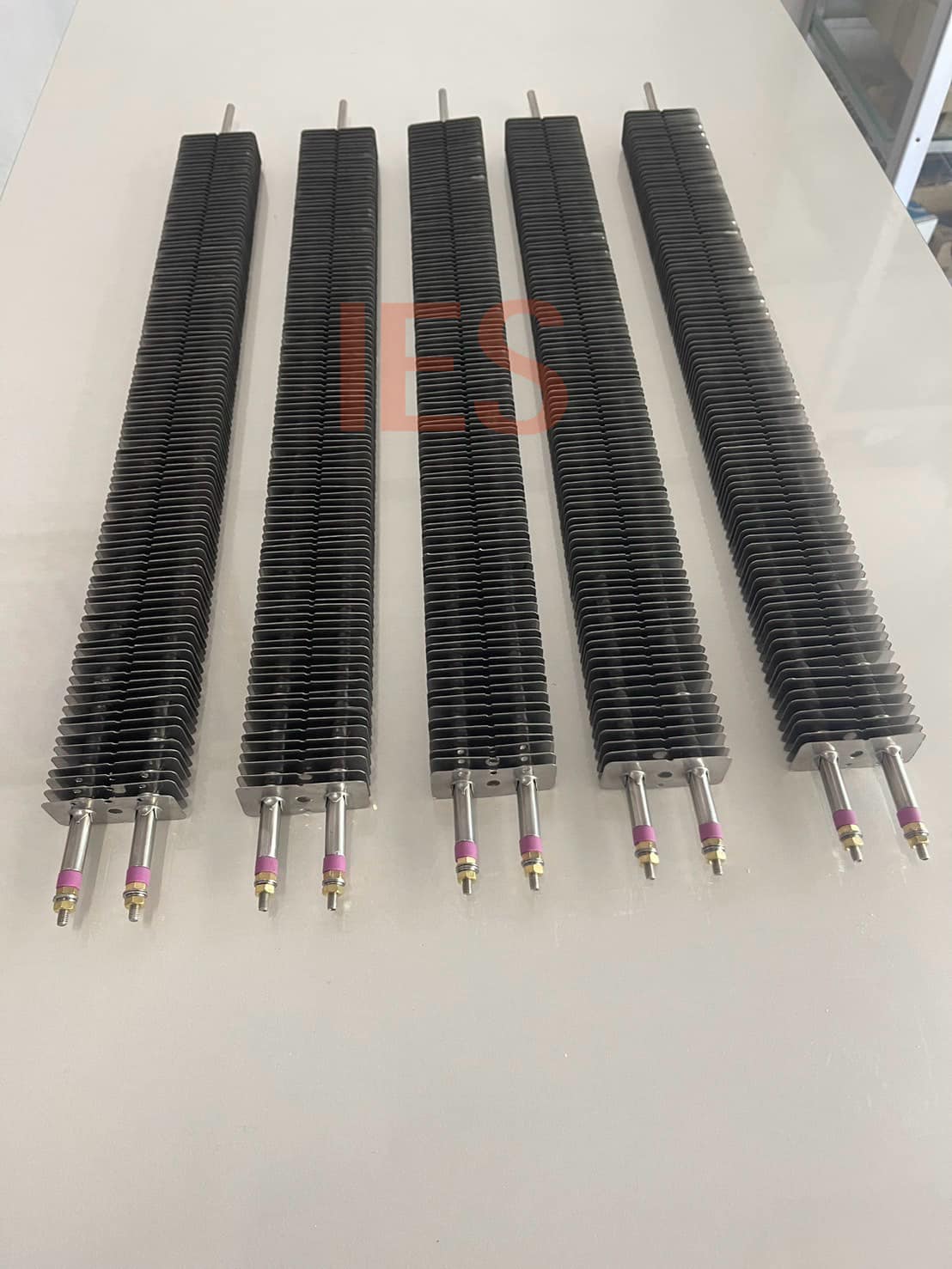 ฮีตเตอร์ครีบ Finned Heater