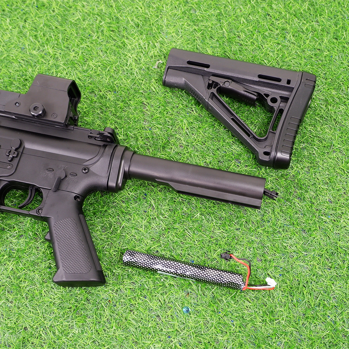 (31)M4A1 สีดำล้วน 260FPS ปืนเจลไฟฟ้า ของเล่น ยิงรัวได้อย่างเดียว