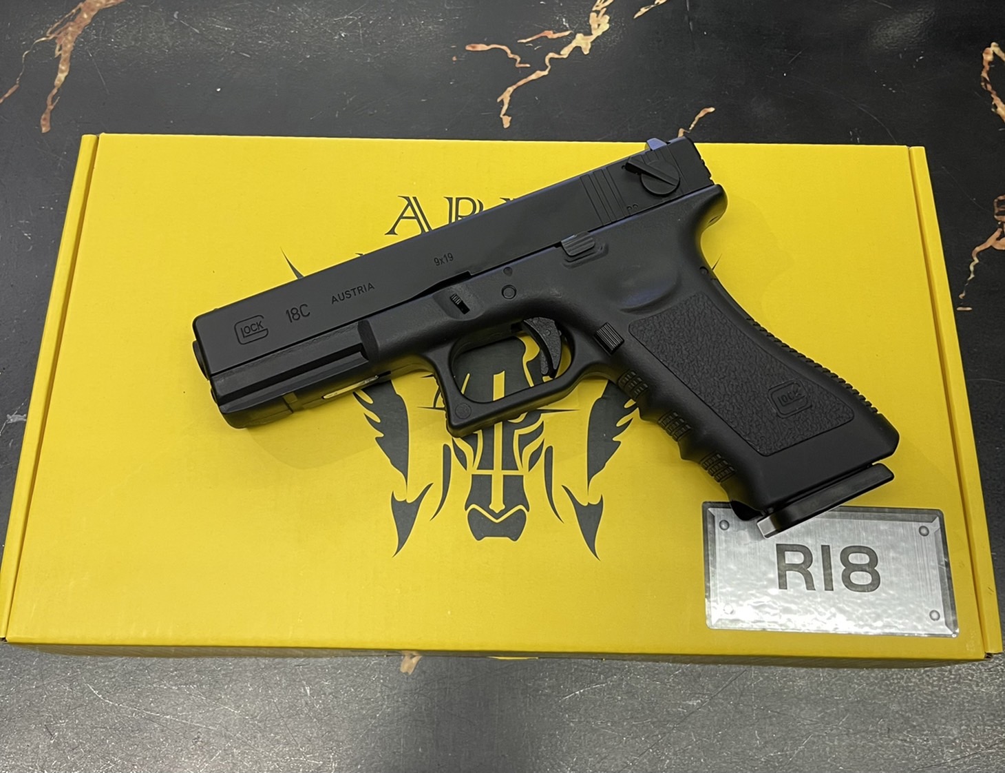 R18 : Glock 18C Gen3 ดำ - ARMY Armament