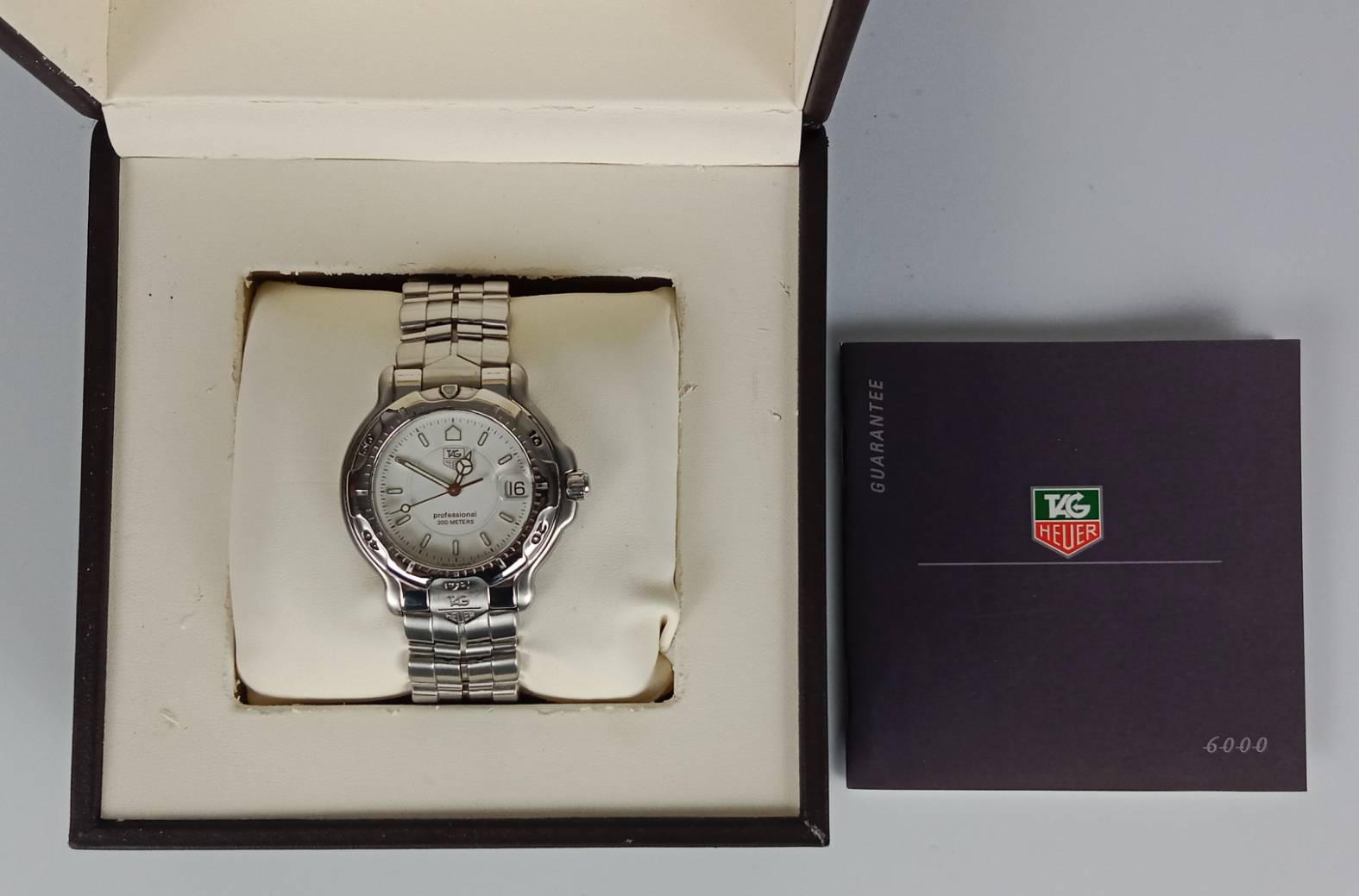 30.TAG HEUER S6000 Professional Men size ระบบ Quartz หน้าปัด 36 mm พร้อมกล่องแท้+คู่มือ