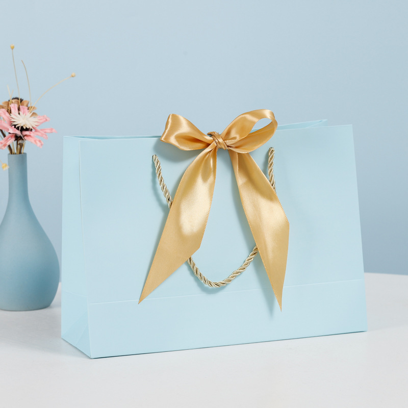 ถุงหิ้ว ถุงของขวัญ พร้อมริบบิ้น ขนาด 13.5 นิ้ว