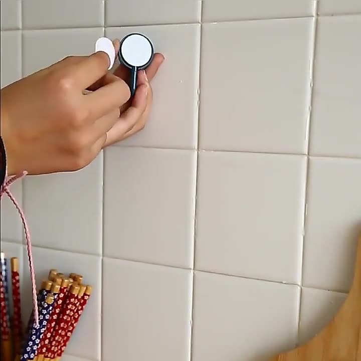 ตะขอ ติดผนัง กาวในตัว แพ็ค 2 ชิ้น คละสี พร้อมส่ง