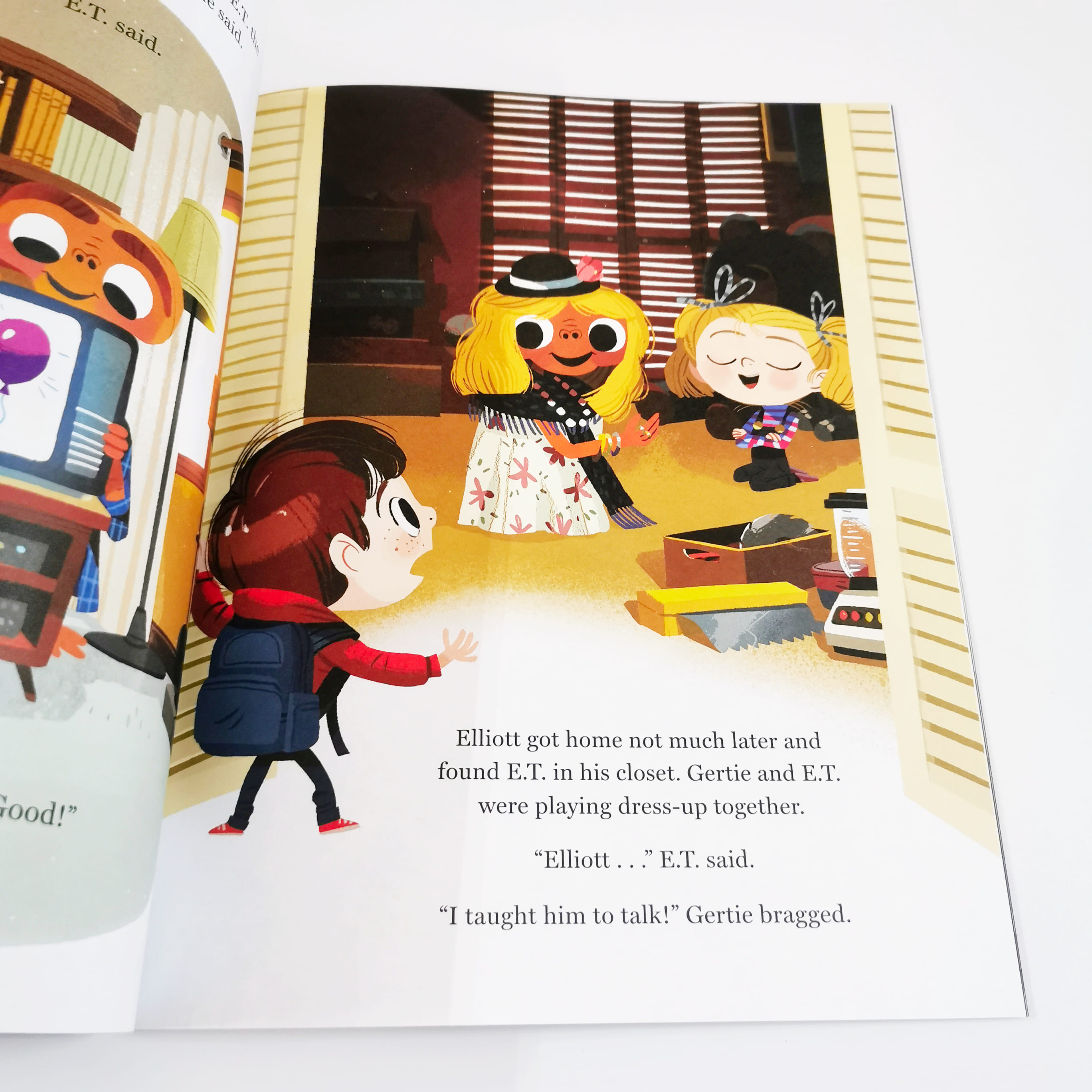 E.T. the Extra-Terrestrial (Paperback)