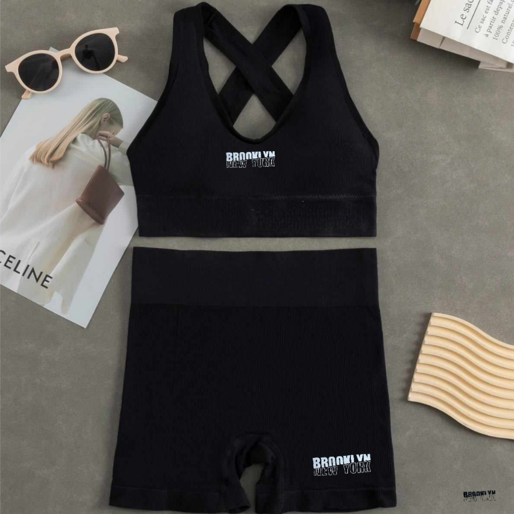 ชุดเซท สปอร์ตบรา เสื้อ+กางเกง พร้อมส่ง